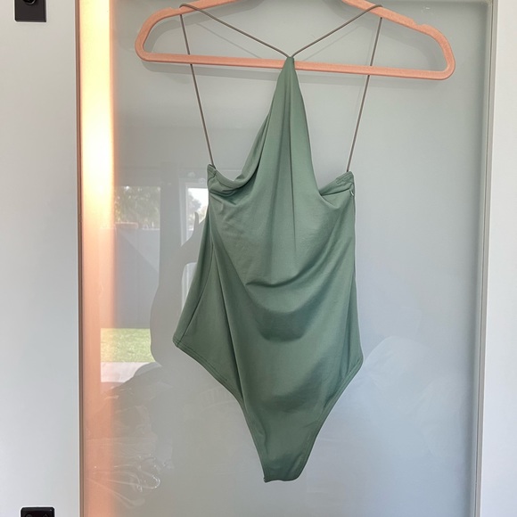 Bates bodysuit - Picture 3 of 7